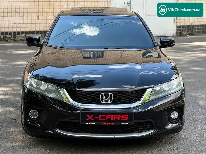 Honda Accord 2013, фото з оголошення 2 з 16, VIN 1HGCT1B86DA005850