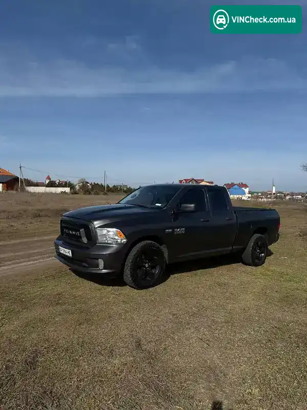 Ram 1500 2016, фото з оголошення 2 з 9, VIN 1C6RR7FT8HS523250