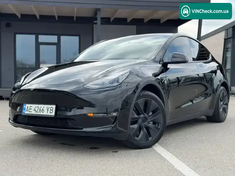 Tesla Model Y 2024, фото з оголошення 1 з 21, VIN 7SAYGDEEXRF124739