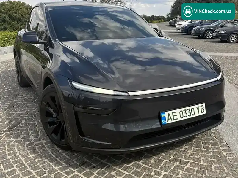 Tesla Model Y 2025, фото з оголошення 1 з 21, VIN 7SAYGDEE7TF323626