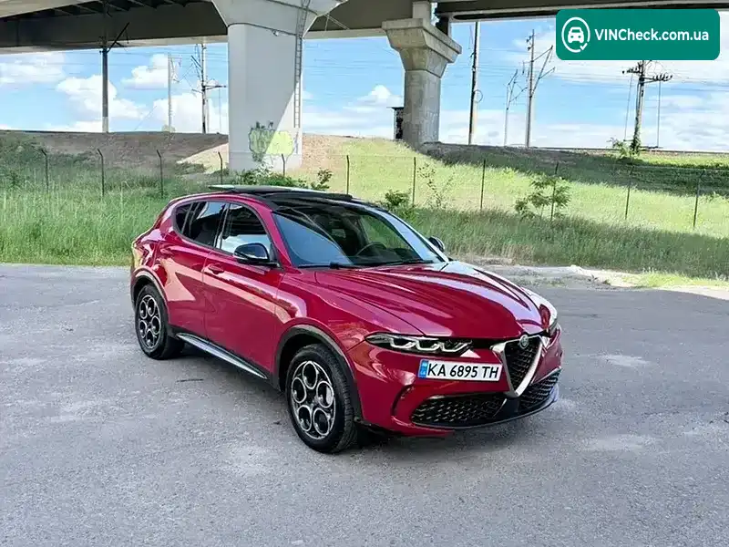 Alfa Romeo Tonale 2023, фото з оголошення 2 з 21, VIN ZASPATCW8R3058676