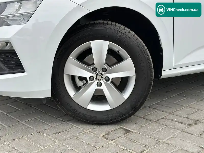 Skoda Kamiq 2024, фото з оголошення 2 з 20, VIN TMBGK4NW7S3008434