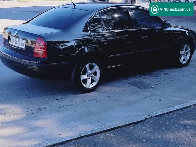 Skoda Superb 2005, фото з оголошення 2 з 20, VIN TMBDU23U66B046266