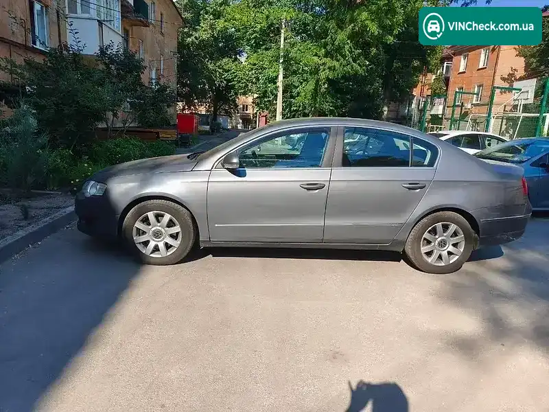 Volkswagen Passat 2005, фото з оголошення 2 з 8, VIN WVWZZZ3CZ6P128355