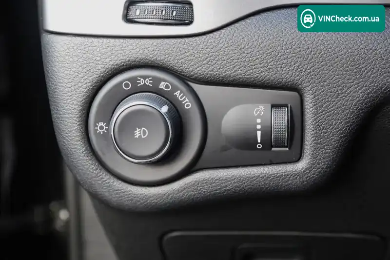 Jeep Cherokee 2018, фото з оголошення 1 з 21, VIN 1C4PJLCB6KD203724
