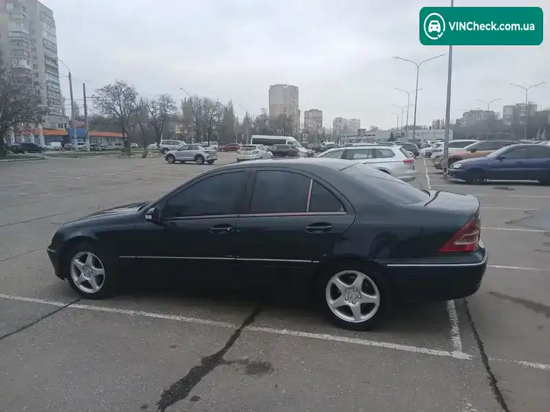 Mercedes-Benz C-Class 2003, фото з оголошення 2 з 21, VIN WDB2030081A609225