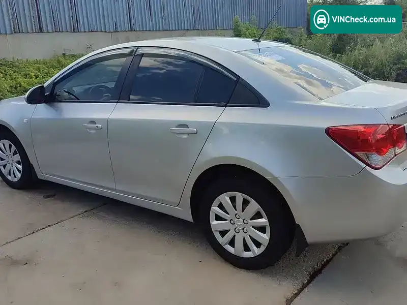 Chevrolet Cruze 2011, фото з оголошення 2 з 20, VIN KL1JF6959CK641788