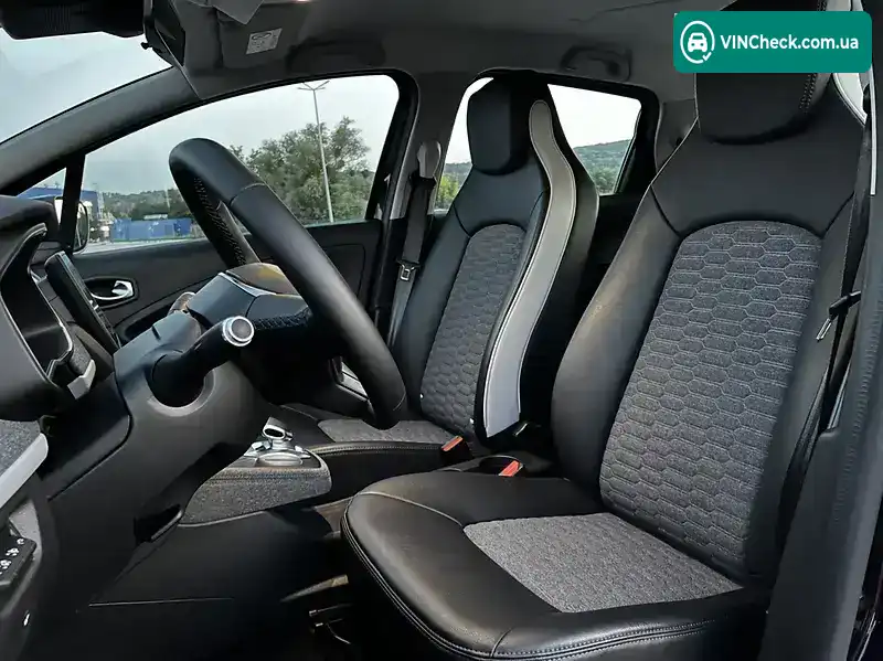 Renault Zoe 2020, фото з оголошення 2 з 20, VIN VF1AG000066622117