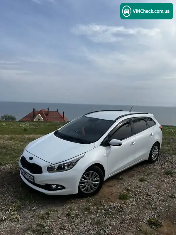 Kia Ceed 2013, фото з оголошення 2 з 21, VIN U5YHM816ADL039282