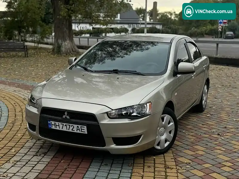 Mitsubishi Lancer 2010, фото з оголошення 2 з 20, VIN JMBSNCY2ABU000481