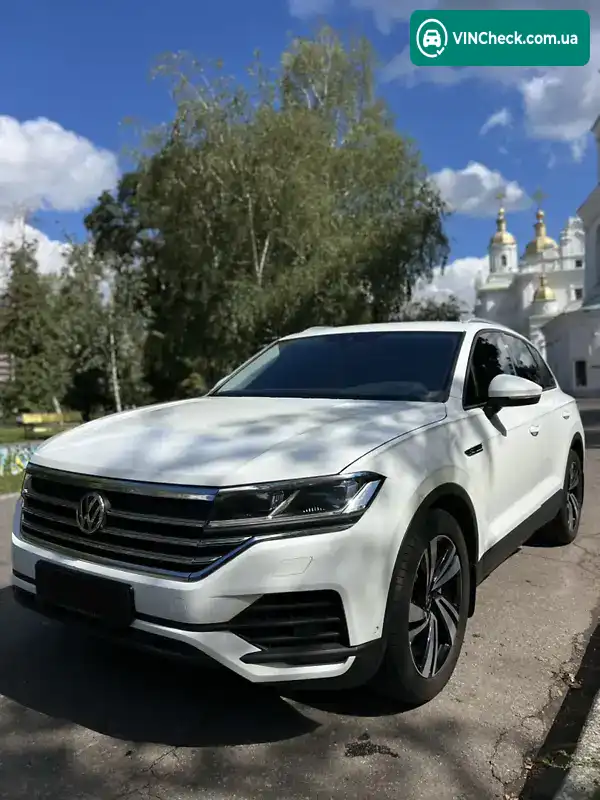 Volkswagen Touareg 2019, фото з оголошення 1 з 18, VIN WVGZZZCRZLD019603
