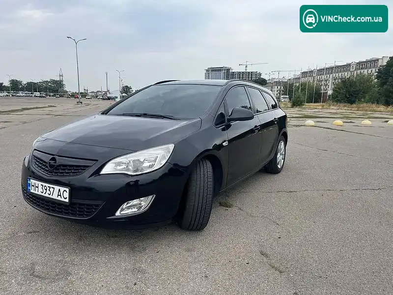 Opel Astra 2011, фото з оголошення 2 з 20, VIN W0LPD8EN1B8059678
