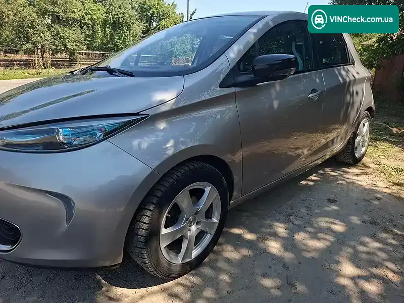 Renault Zoe 2014, фото з оголошення 2 з 20, VIN VF1AGVYA051937389