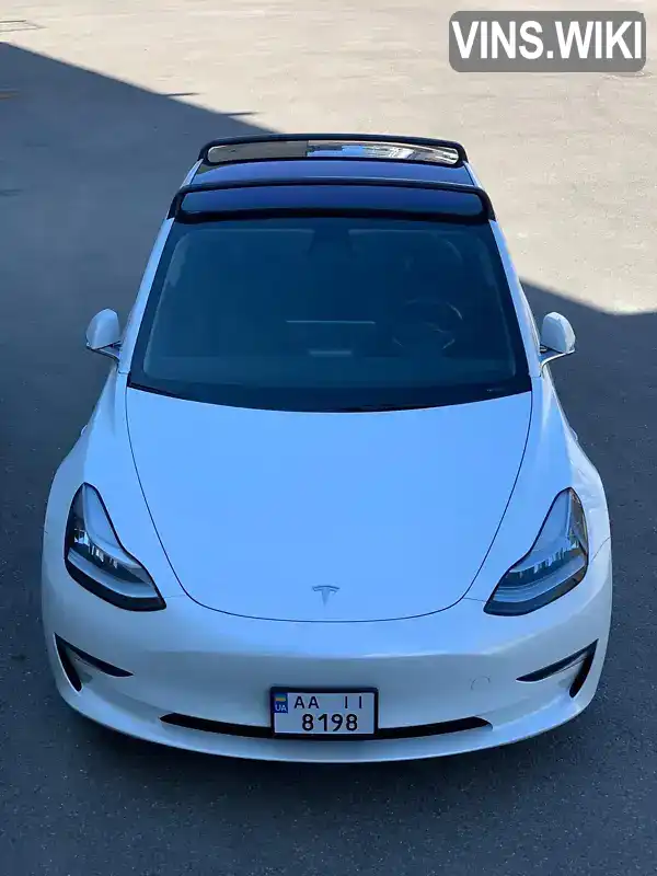 Tesla Model 3 2018, фото з оголошення 2 з 12, VIN 5YJ3E1EA7JF018309