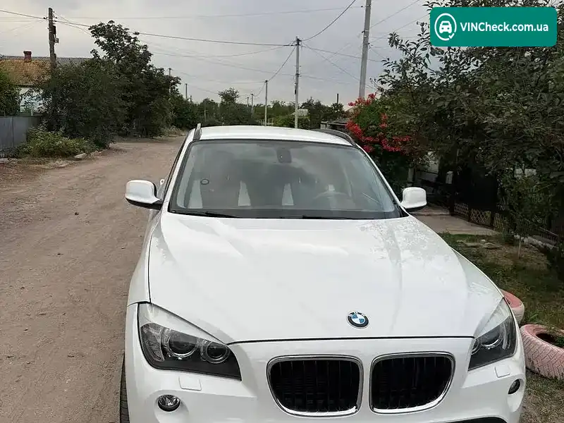BMW X1 2012, фото з оголошення 1 з 9, VIN WBAVL31040VS14910