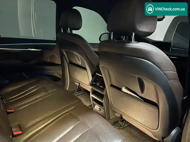 BMW X5 2016, фото з оголошення 1 з 11, VIN WBALS010300S36080