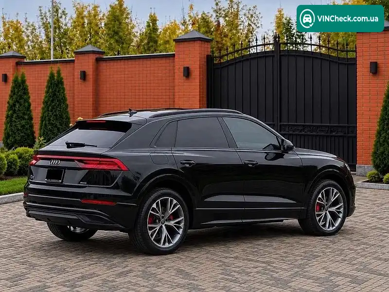 Audi Q8 2021, фото з оголошення 2 з 11, VIN WA1EVAF1XMD033688