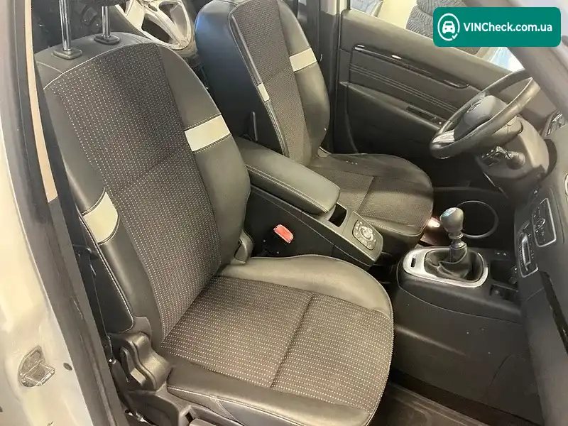 Renault Scenic 2011, фото з оголошення 2 з 16, VIN VF1JZ1Y0645702154