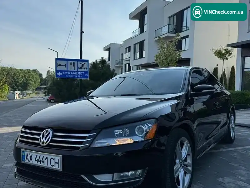 Volkswagen Passat 2014, фото з оголошення 1 з 20, VIN 1VWBT7A39FC029700