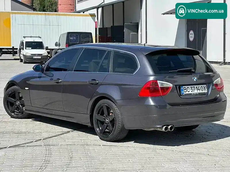 BMW 3 Series 2005, фото з оголошення 2 з 20, VIN WBAVU91060KT14024
