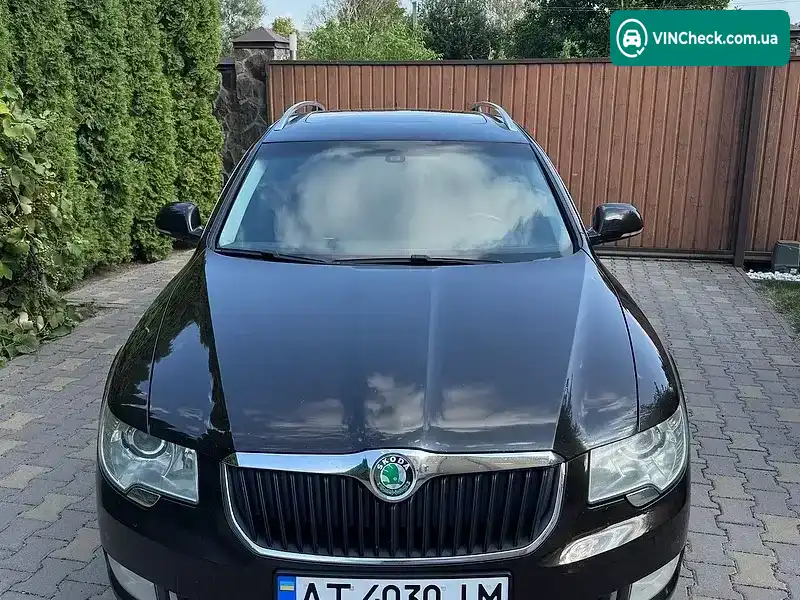 Skoda Superb 2012, фото з оголошення 2 з 16, VIN TMBLE73T1D9023964