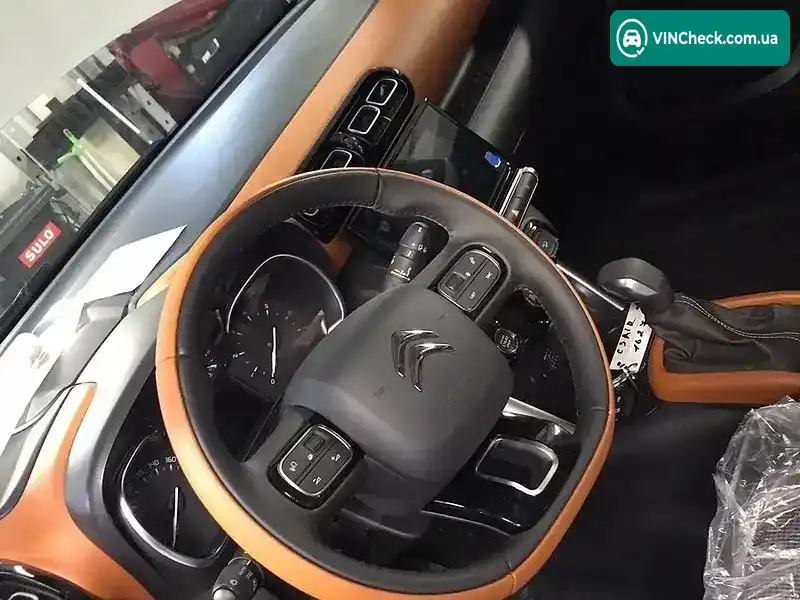Citroen C3 Aircross 2020, фото з оголошення 2 з 13, VIN VF72RHNVWL4151627