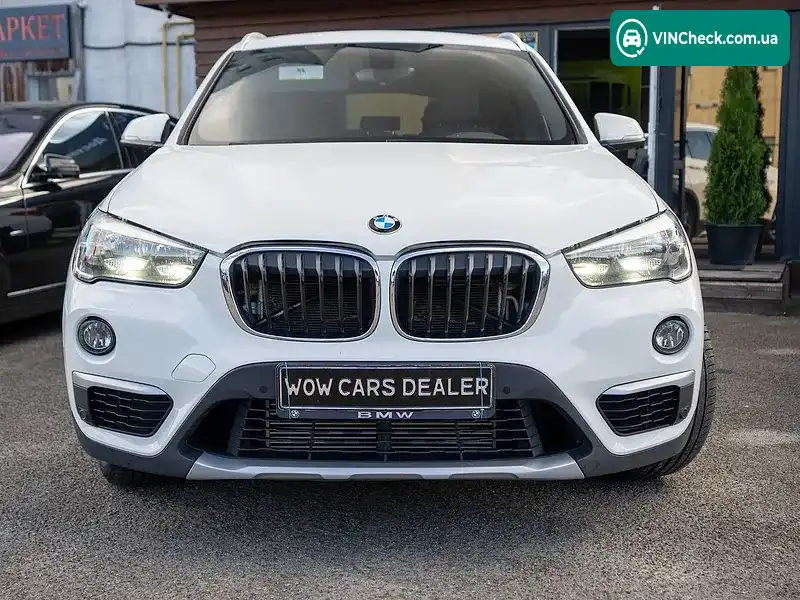 BMW X1 2018, фото з оголошення 2 з 20, VIN WBXHU7C31J3H42743