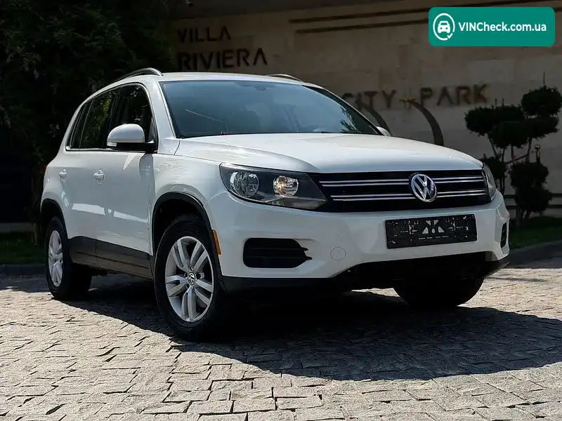 Volkswagen Tiguan 2016, фото з оголошення 1 з 20, VIN WVGBV7AX6HK021767