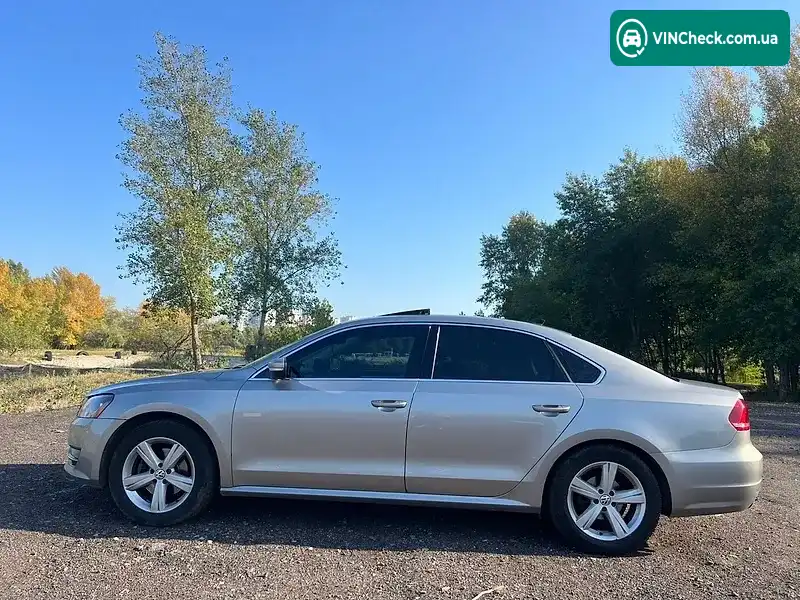 Volkswagen Passat 2013, фото з оголошення 1 з 20, VIN 1VWBN7A36DC118289