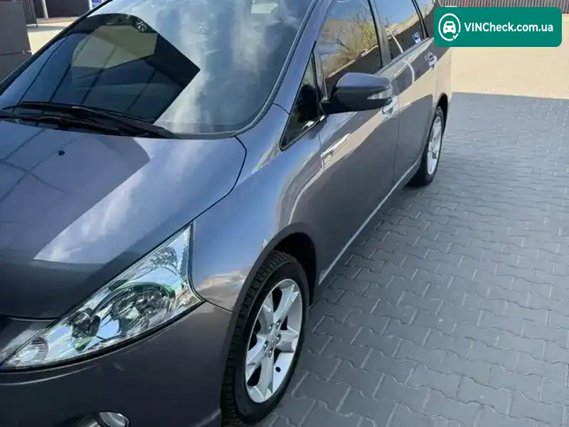 Mitsubishi Grandis 2008, фото з оголошення 2 з 21, VIN JMBLRNA4W8Z002309