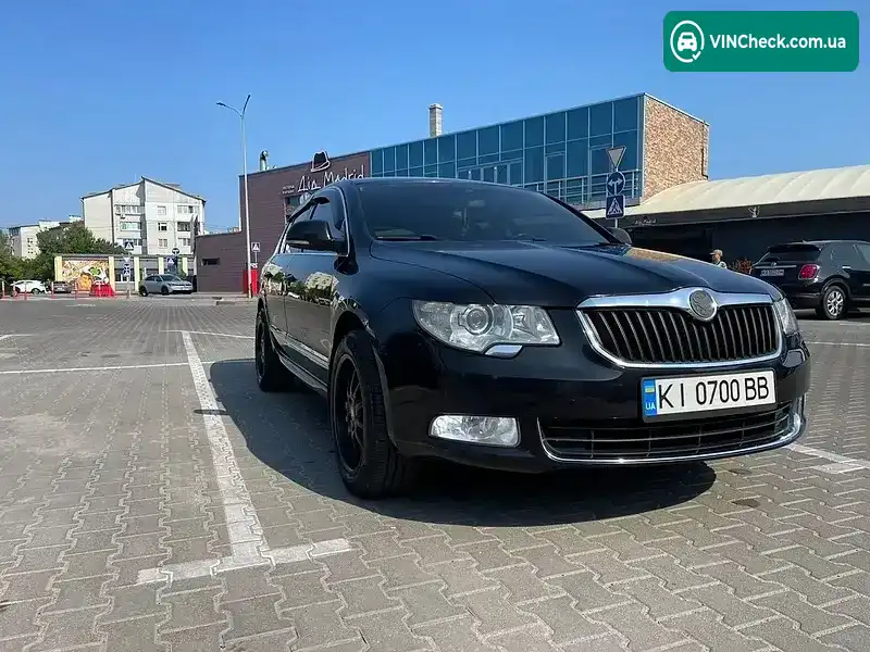 Skoda Superb 2013, фото з оголошення 2 з 12, VIN TMBAB43T1DB300863