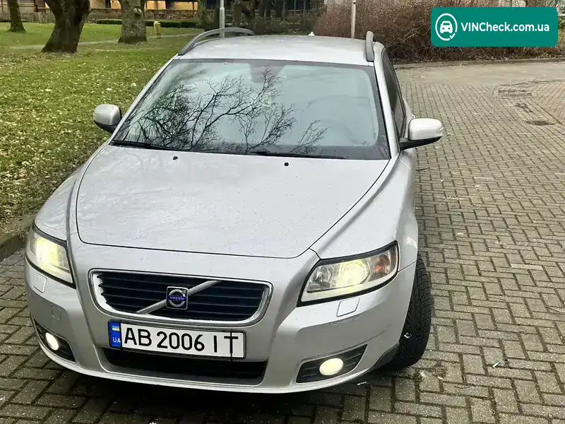 Volvo V50 2007, фото з оголошення 1 з 21, VIN YV1MW214282398608