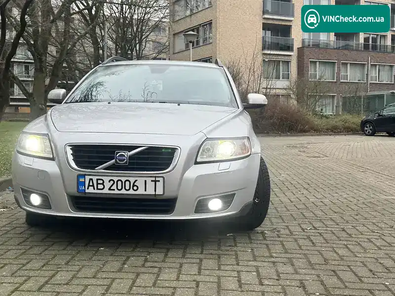 Volvo V50 2007, фото з оголошення 2 з 21, VIN YV1MW214282398608