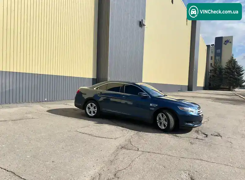 Ford Taurus 2017, фото з оголошення 2 з 20, VIN 1FAHP2H82HG110870