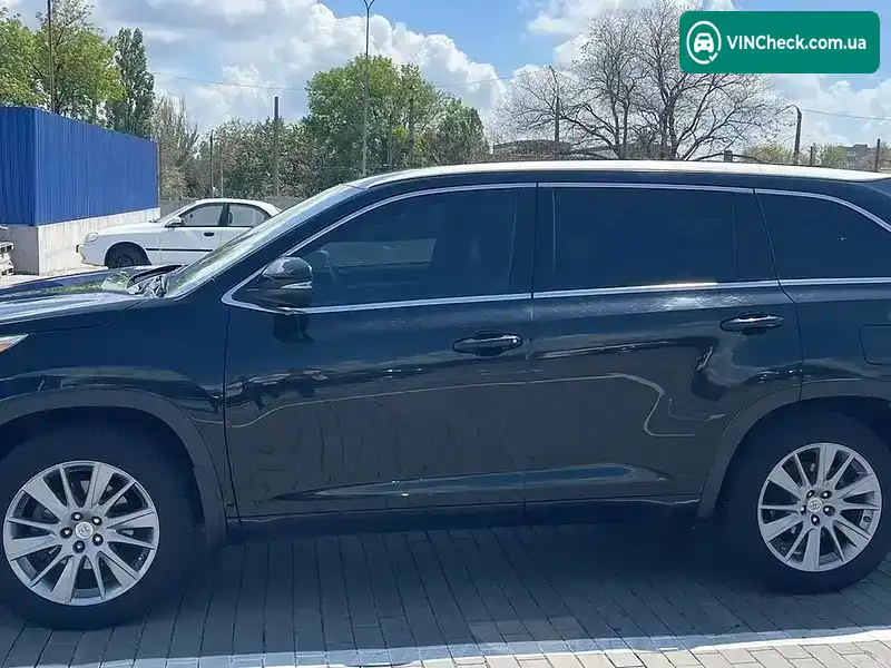 Toyota Highlander 2016, фото з оголошення 2 з 8, VIN 5TDBKRFHX0S257149