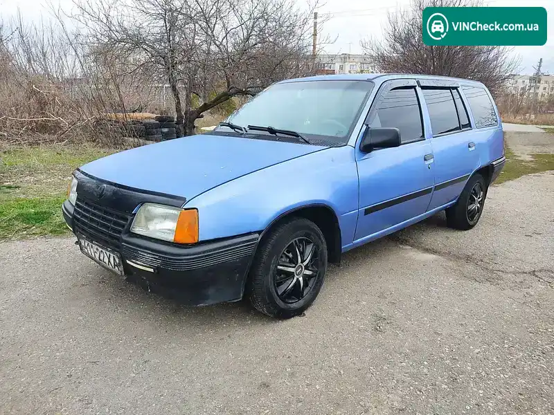 Opel Kadett 1986, фото з оголошення 2 з 10, VIN W0L000046G2663057