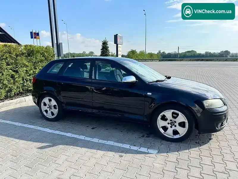 Audi A3 2004, фото з оголошення 2 з 18, VIN WAUZZZ8P05A088923