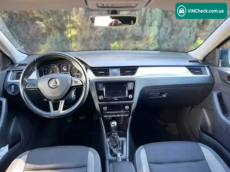 Skoda Rapid 2017, фото з оголошення 2 з 20, VIN TMBAP2NH6JB150159