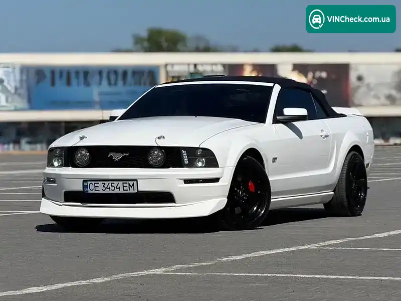 Ford Mustang 2006, фото з оголошення 1 з 21, VIN 1ZVHT85H175215288