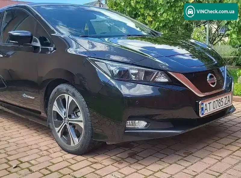 Nissan Leaf 2018, фото з оголошення 2 з 20, VIN SJNFAAZE1U0013475