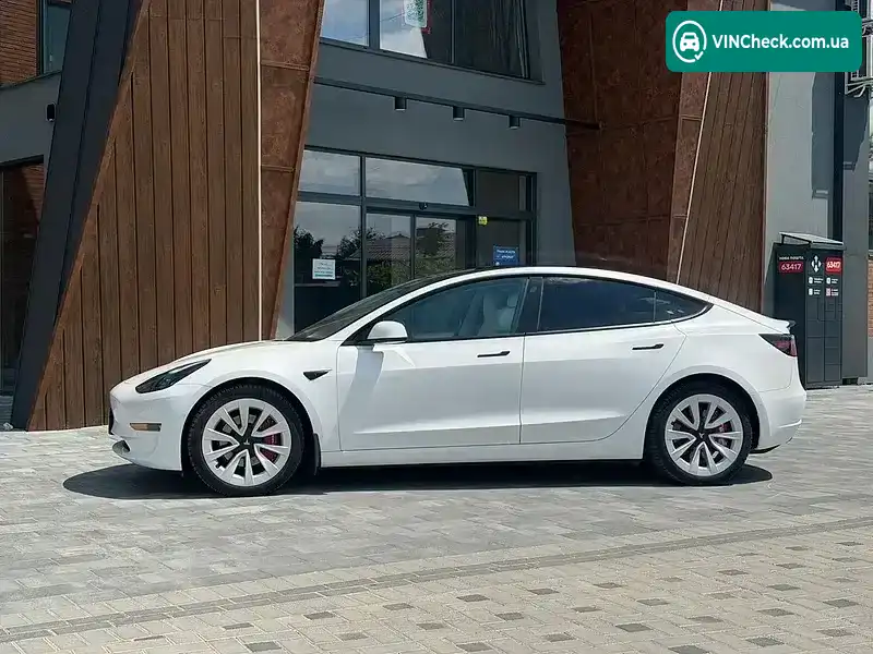 Tesla Model 3 2021, фото з оголошення 2 з 20, VIN 5YJ3E1EBXMF019922