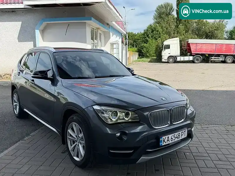 BMW X1 2014, фото з оголошення 2 з 20, VIN WBAVP91060VV41364