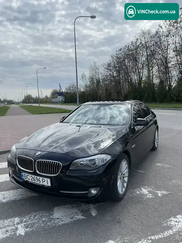BMW 5 Series 2011, фото з оголошення 2 з 20, VIN WBAFR7C56CC808918