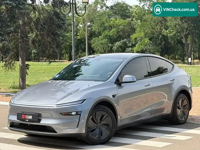 Tesla Model Y 2025, фото з оголошення 2 з 20, VIN 7SAYGDEE1TF326764