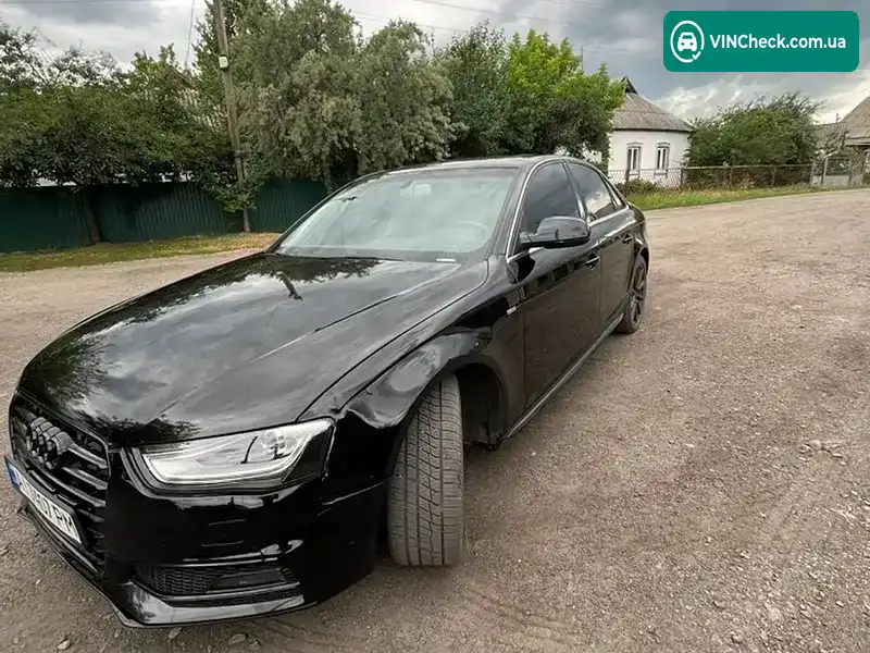 Audi A4 2015, фото з оголошення 2 з 17, VIN WAUFFAFL7FN039144