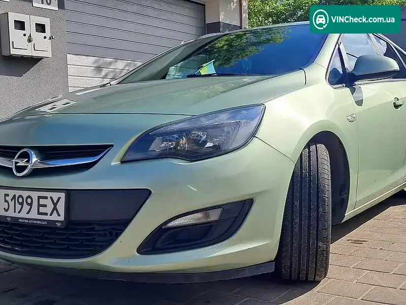 Opel Astra 2012, фото з оголошення 2 з 20, VIN W0LPD8EW9D8032370