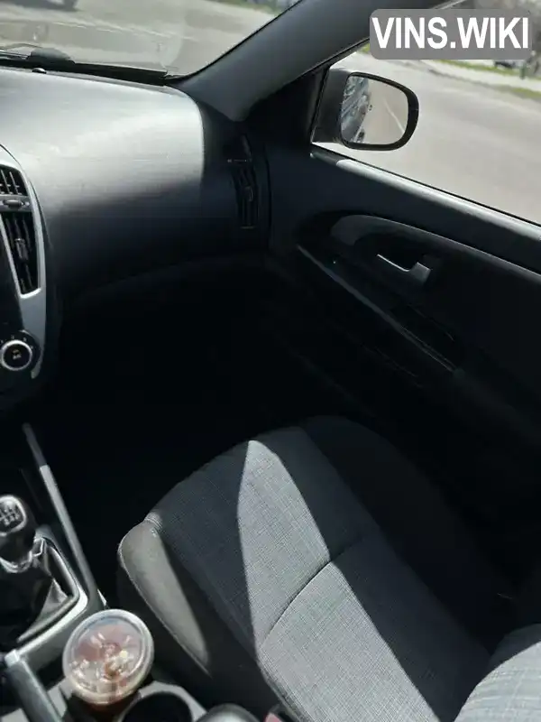 Kia Ceed 2011, фото з оголошення 2 з 21, VIN U5YHC512ABL270083