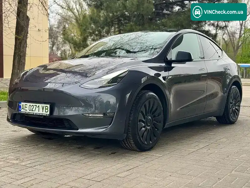 Tesla Model Y 2023, фото з оголошення 1 з 21, VIN 7SAYGDEE0PF914905