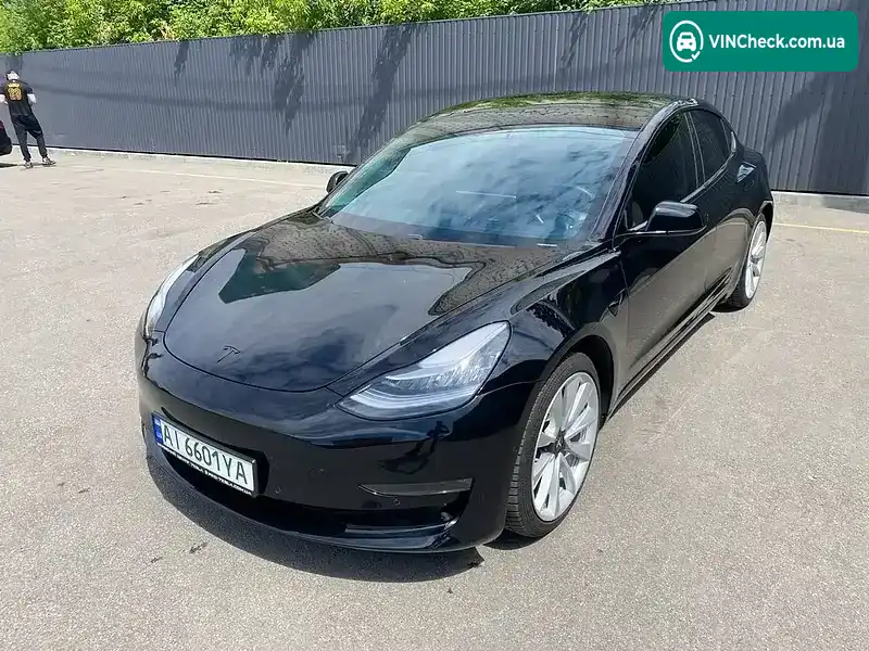 Tesla Model 3 2020, фото з оголошення 2 з 14, VIN 5YJ3E1EB3LF741733