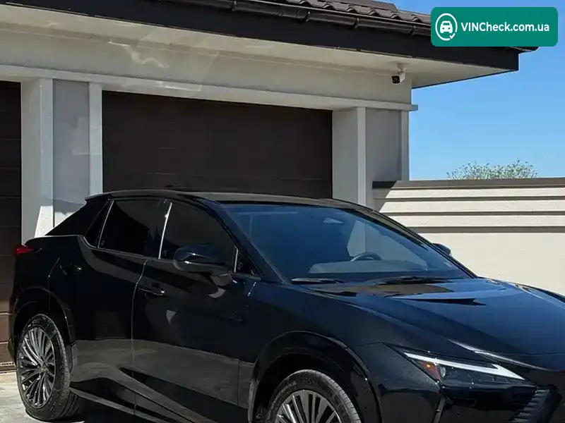 Lexus RZ 2023, фото з оголошення 2 з 21, VIN JTJAAAAB5PA015618